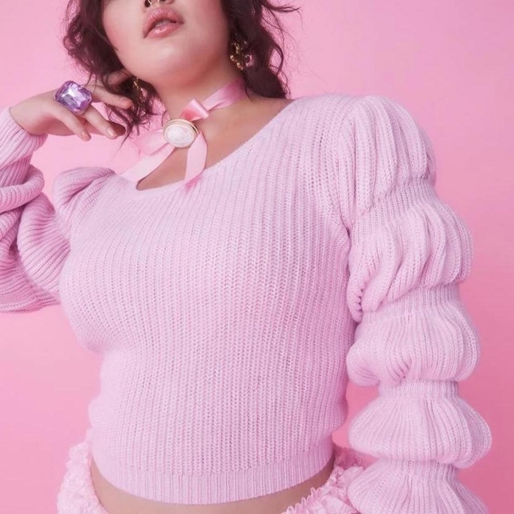 Medium Pink Puff-Sleeve Cropped Sweater